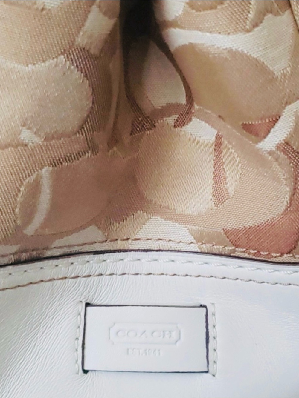 COACH Vintage Signature Hamptons Optic Madeleine Satchel Handbag, white/tan - Picture 5 of 8